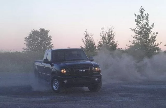 ford-ranger-burnout